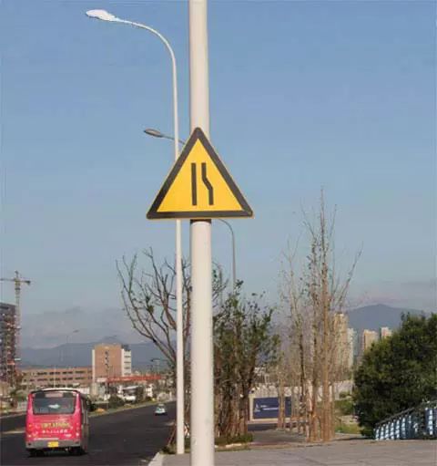 5eb4d75agw1e291uozgb是hj.jpg
